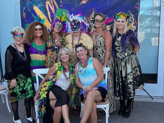 Participants at the Rotary Club San Carlos Mardi Gras